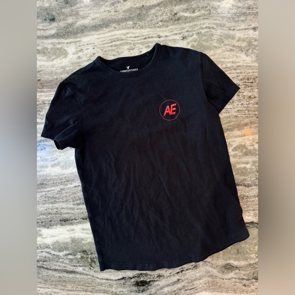 American Eagle short sleeve T-shirt Size men’s Small